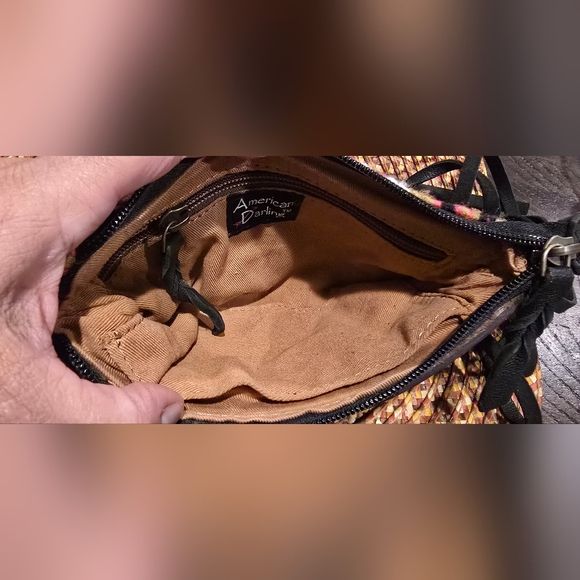 American Darling Western Tooled Leather & Saddle Blanket Fringe Clutch Wristlet - Picture 5 of 9